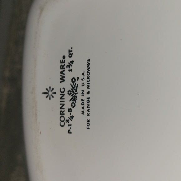 Vintage | CorningWare Blue Cornflower P-1 3/4-B 1 3/4 Quart Casserole Dish - Picture 15 of 15